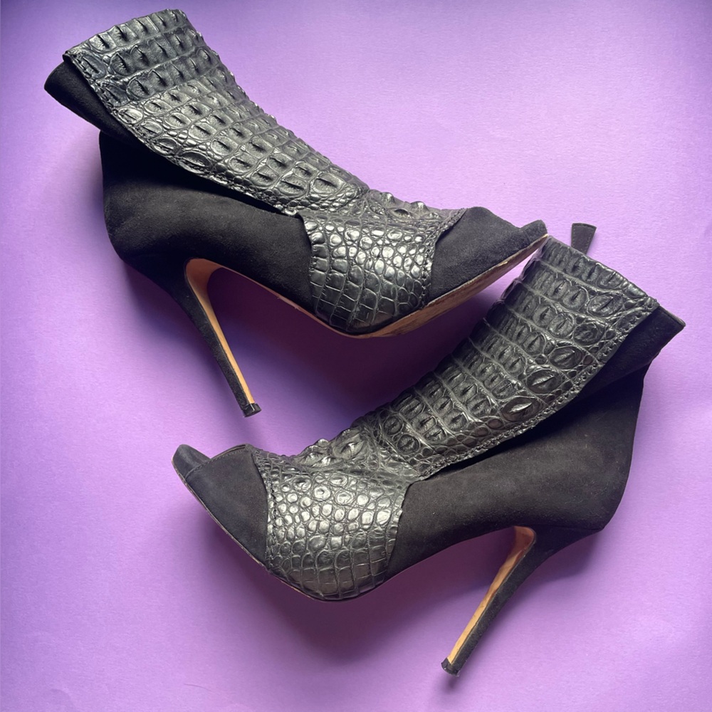 Alexa Wagner suede and faux crocodile peep toe booties size 40.5 eu